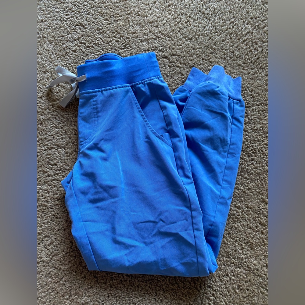 Figs Zamora Jogger Scrubs